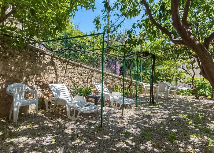 Milka-Sea View Apartment In Center