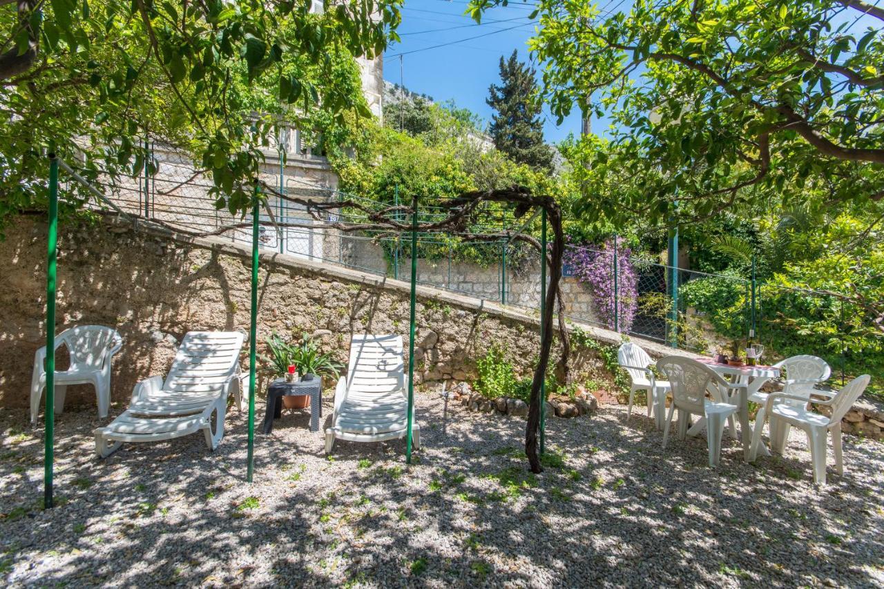 Milka-sea View In Center Apartment